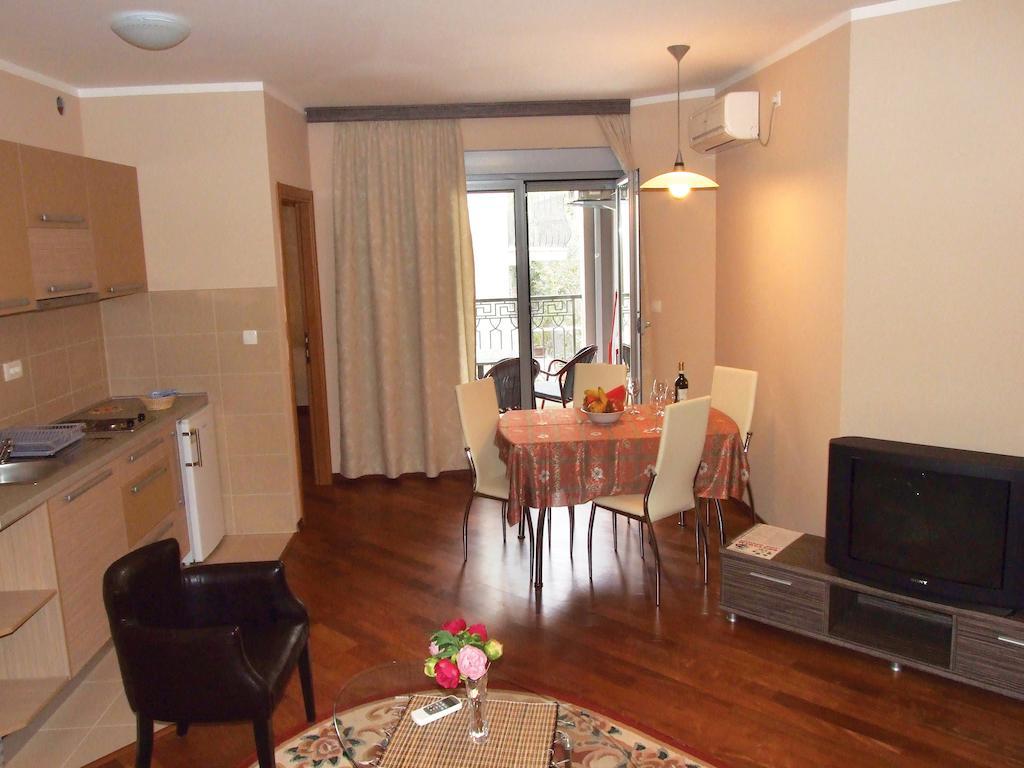 Apartments Oaza 2 Petrovac Szoba fotó